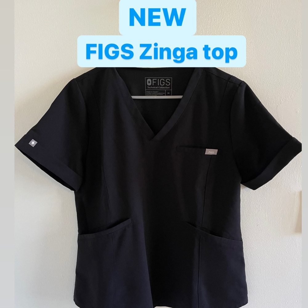 NWOT FIGS Zinga Scrub top size M
